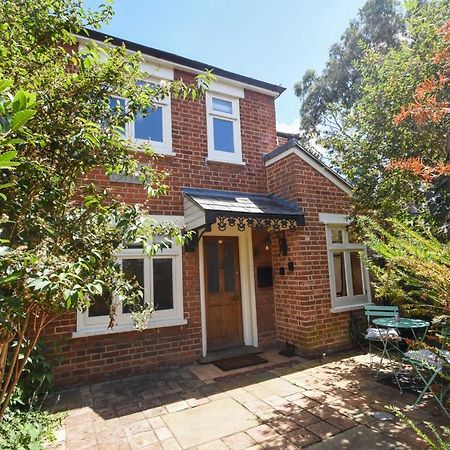 Unique Period One Bedroom House In Colchester Exterior foto